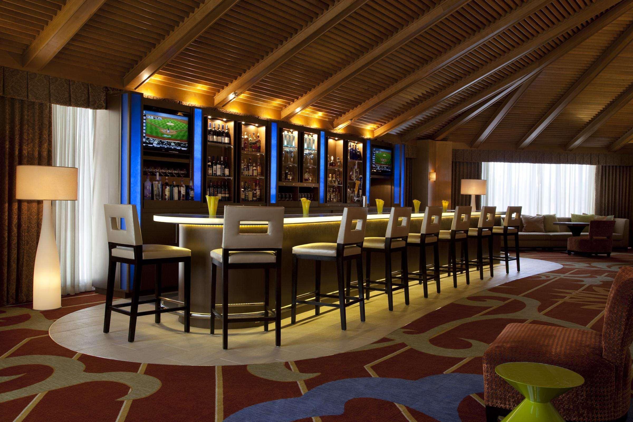 ดับเบิ้ลทรี บาย ฮิลตั้น ฮูสตั้น กรีนเวย์ พลาซ่า Hotel ฮูสตัน ภายนอก รูปภาพ