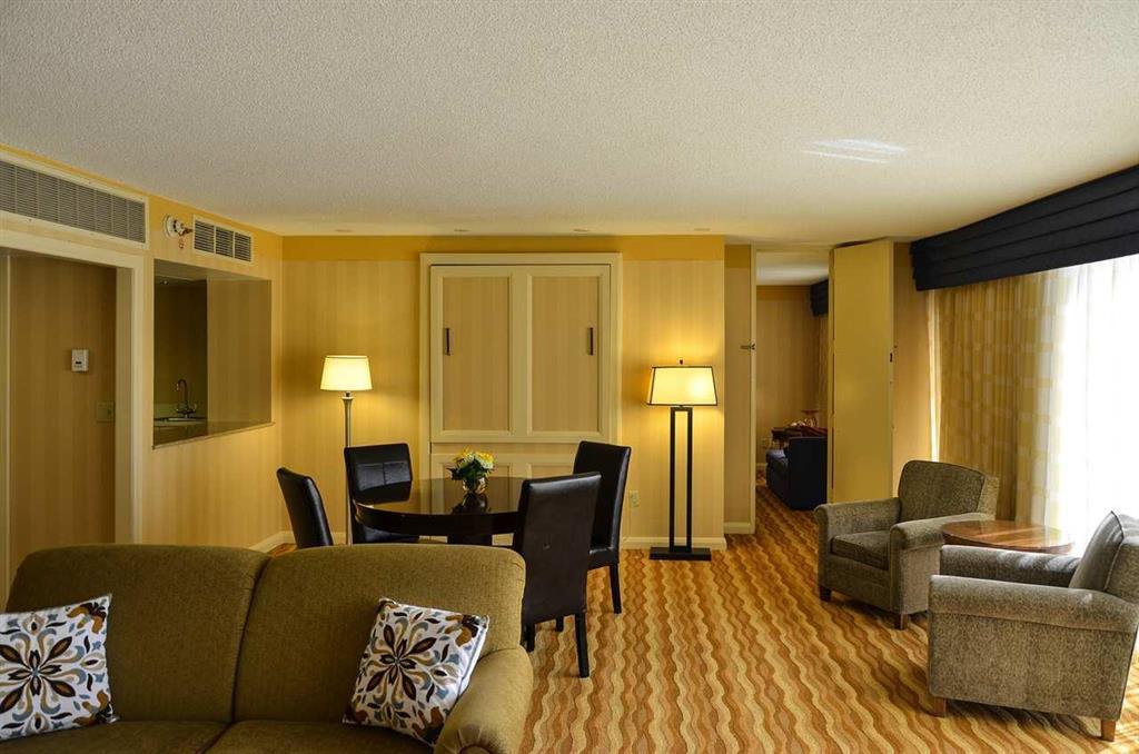ดับเบิ้ลทรี บาย ฮิลตั้น ฮูสตั้น กรีนเวย์ พลาซ่า Hotel ฮูสตัน ภายนอก รูปภาพ